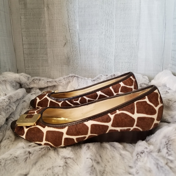 Michael Kors Beverly Demi Wedge Cow Hair Giraffe Print Peep Toe Slip-On Sz 9 - Picture 6 of 14